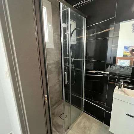 One Bedroom Penthouse Flat Appartamento