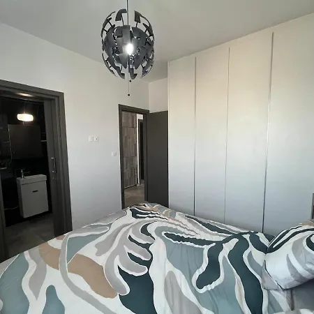 One Bedroom Penthouse Flat Daire Larnaca